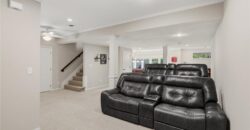 8011 Parkview Drive, Parkville, MO 64152