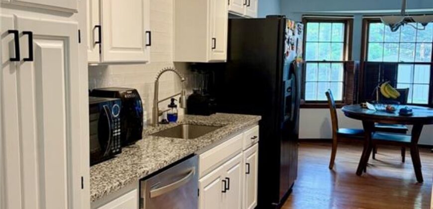 3504 NE 60th Street, Gladstone, MO 64119
