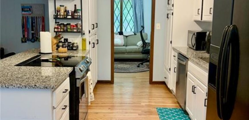 3504 NE 60th Street, Gladstone, MO 64119