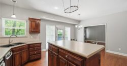 7807 NW Dalton Court, Kansas City, MO 64151