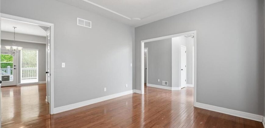 7807 NW Dalton Court, Kansas City, MO 64151