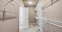 7807 NW Dalton Court, Kansas City, MO 64151
