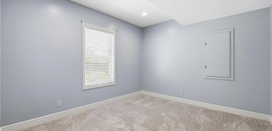7807 NW Dalton Court, Kansas City, MO 64151