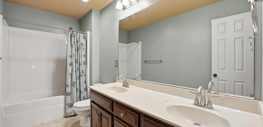 7807 NW Dalton Court, Kansas City, MO 64151