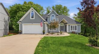 7807 NW Dalton Court, Kansas City, MO 64151