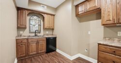 7807 NW Dalton Court, Kansas City, MO 64151