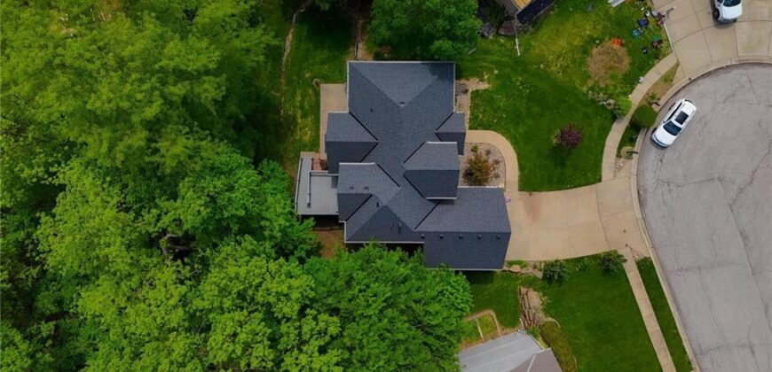7807 NW Dalton Court, Kansas City, MO 64151