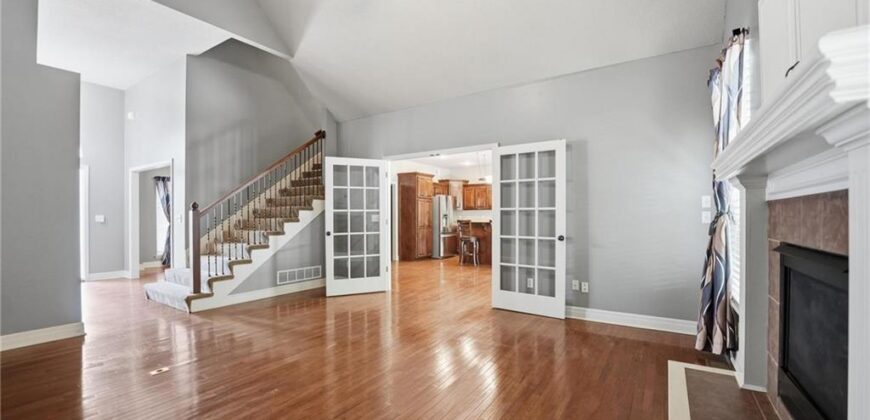 7807 NW Dalton Court, Kansas City, MO 64151