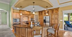 8070 Green Glades Court, Parkville, MO 64152