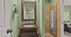 8070 Green Glades Court, Parkville, MO 64152