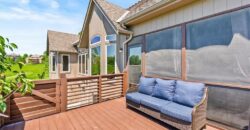 8070 Green Glades Court, Parkville, MO 64152