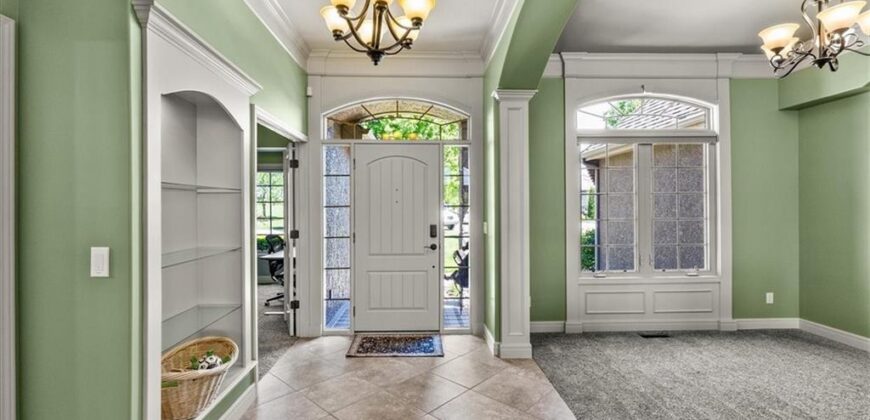 8070 Green Glades Court, Parkville, MO 64152