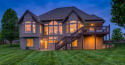 8070 Green Glades Court, Parkville, MO 64152