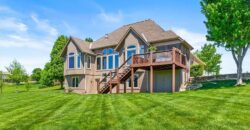 8070 Green Glades Court, Parkville, MO 64152