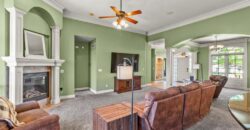 8070 Green Glades Court, Parkville, MO 64152