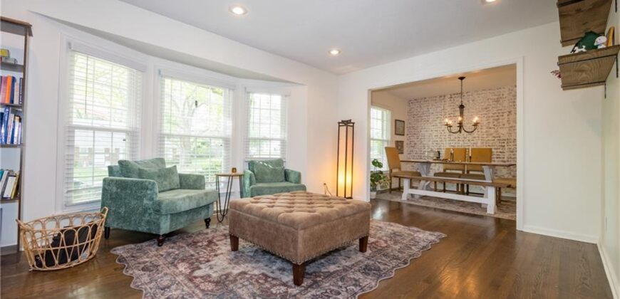 6807 NW Birch Lane, Kansas City, MO 64151