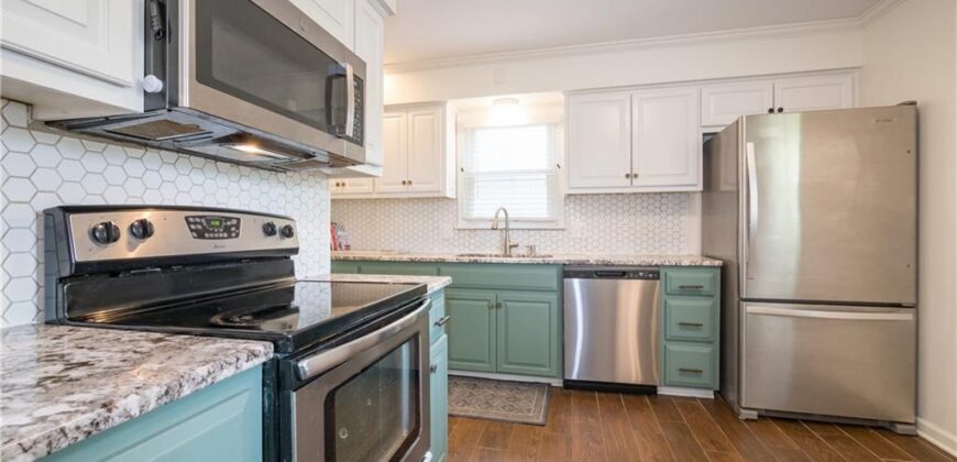 6807 NW Birch Lane, Kansas City, MO 64151