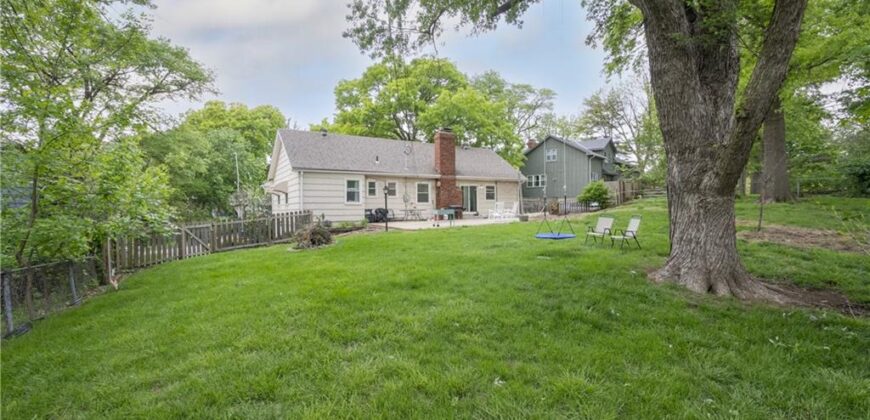 6807 NW Birch Lane, Kansas City, MO 64151