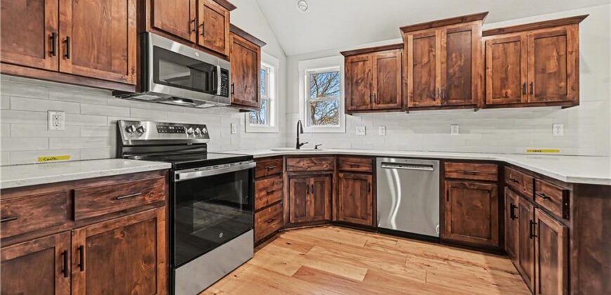 12408 Morgan Street, Excelsior Springs, MO 64024