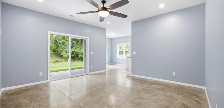2944 N Highland Street, Avondale, MO 64117