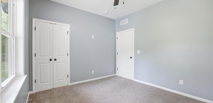 2944 N Highland Street, Avondale, MO 64117