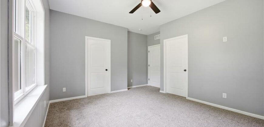 2944 N Highland Street, Avondale, MO 64117