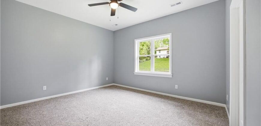 2944 N Highland Street, Avondale, MO 64117