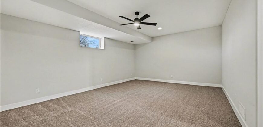 12406 Morgan Street, Excelsior Springs, MO 64024