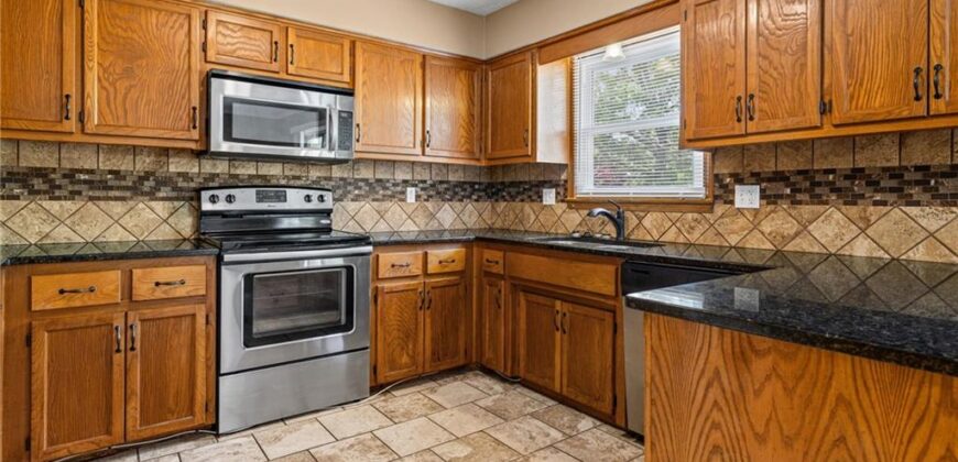 920 NE 108th Street, Kansas City, MO 64155