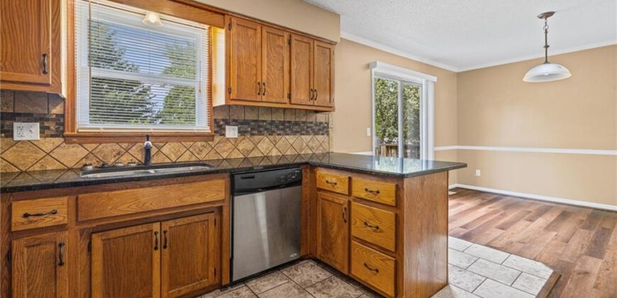 920 NE 108th Street, Kansas City, MO 64155