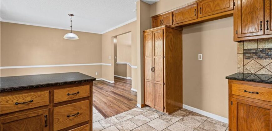 920 NE 108th Street, Kansas City, MO 64155