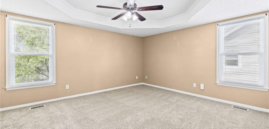920 NE 108th Street, Kansas City, MO 64155