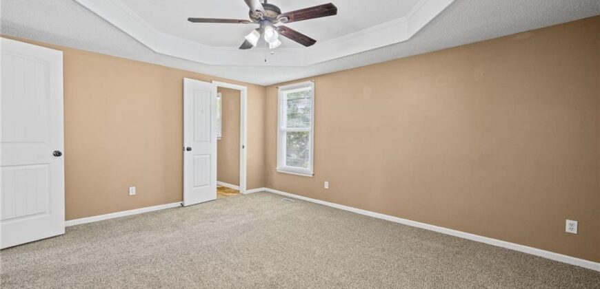 920 NE 108th Street, Kansas City, MO 64155