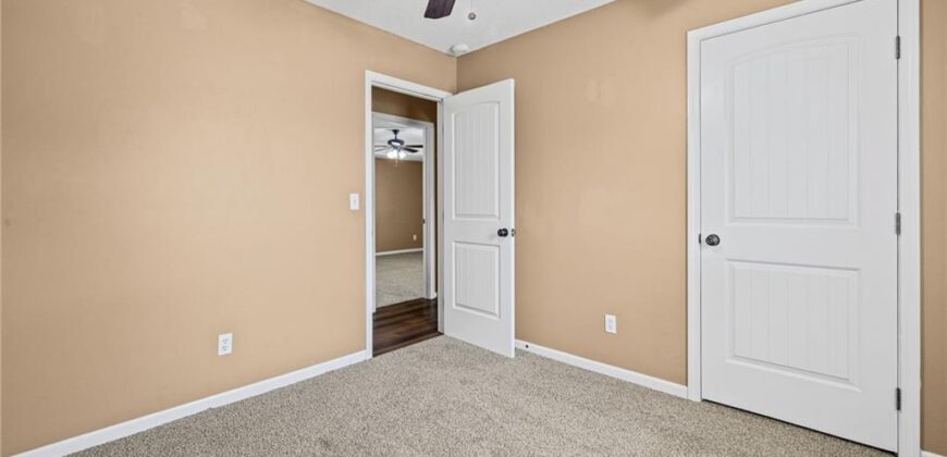920 NE 108th Street, Kansas City, MO 64155