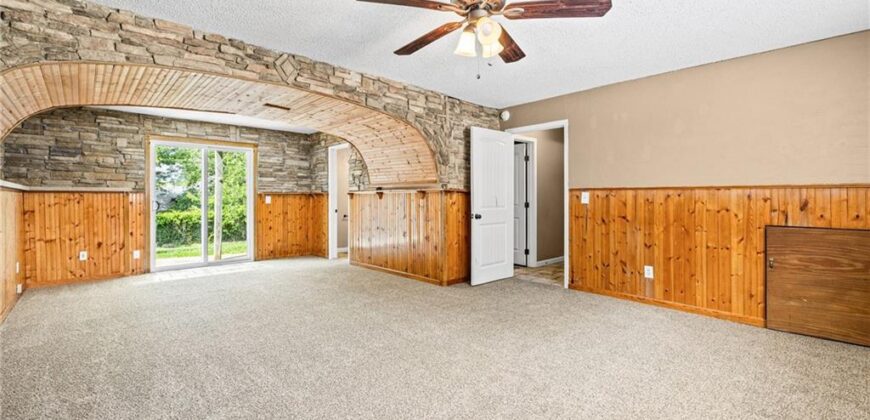 920 NE 108th Street, Kansas City, MO 64155