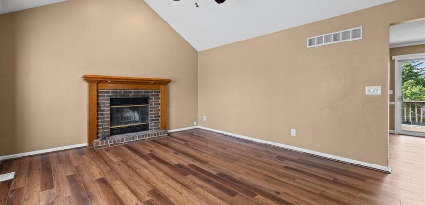 920 NE 108th Street, Kansas City, MO 64155