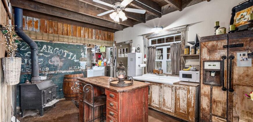 15335 HH Highway, Platte City, MO 64079
