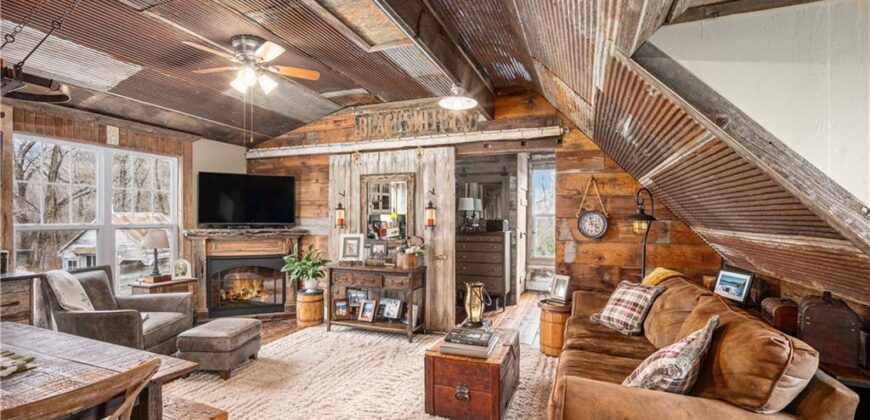 15335 HH Highway, Platte City, MO 64079