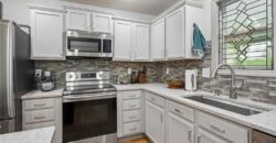 8126 NW 77th Court, Kansas City, MO 64152