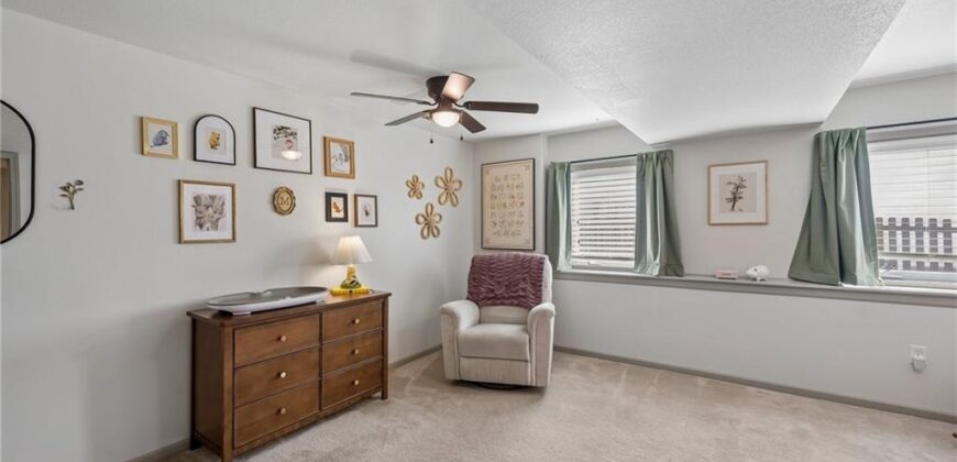 8126 NW 77th Court, Kansas City, MO 64152