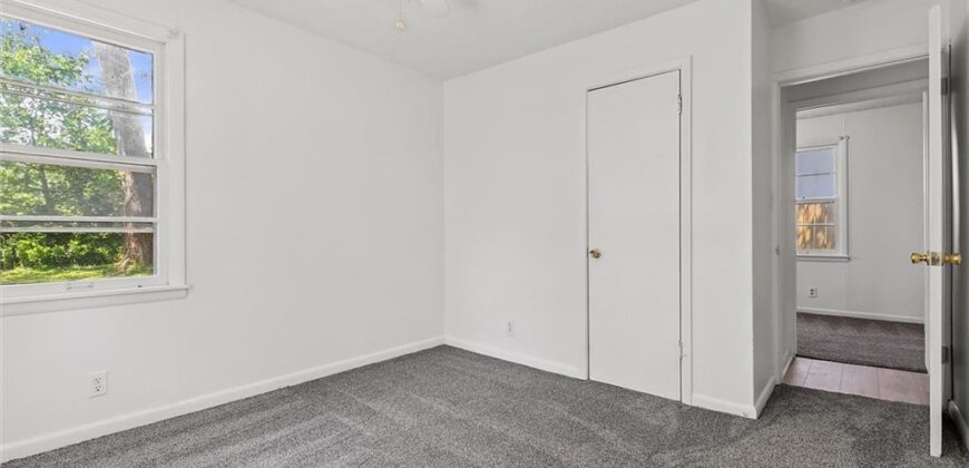 202 N Titus Avenue, Excelsior Springs, MO 64024