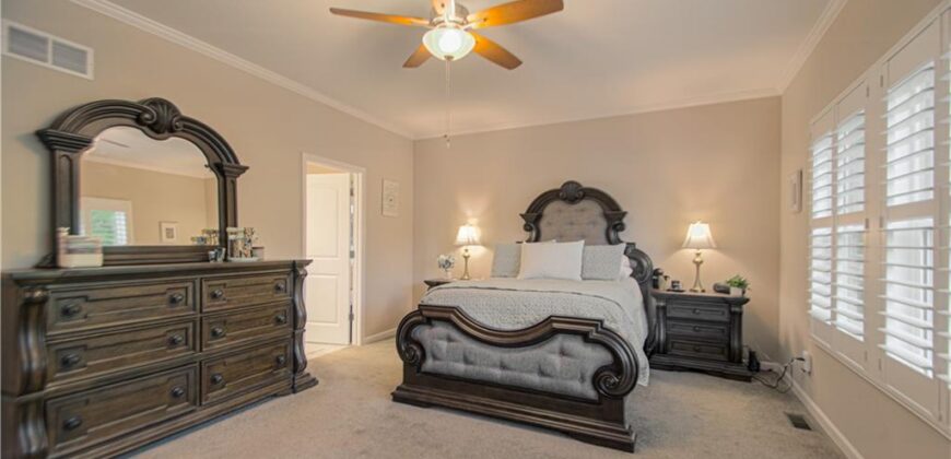 1913 Cemco Drive, Liberty, MO 64068