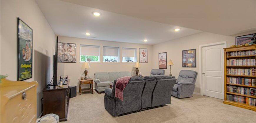1913 Cemco Drive, Liberty, MO 64068
