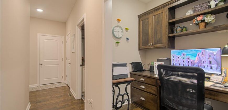 1913 Cemco Drive, Liberty, MO 64068
