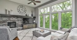 14035 Trail Creek Court, Parkville, MO 64152
