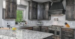 14035 Trail Creek Court, Parkville, MO 64152