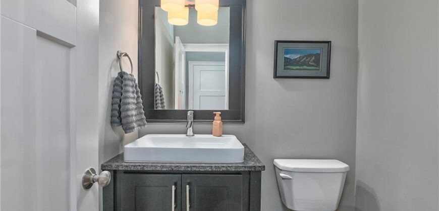 14035 Trail Creek Court, Parkville, MO 64152