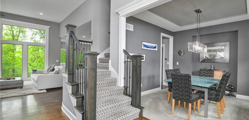 14035 Trail Creek Court, Parkville, MO 64152
