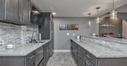 14035 Trail Creek Court, Parkville, MO 64152