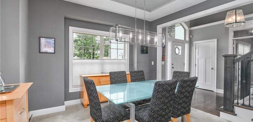 14035 Trail Creek Court, Parkville, MO 64152